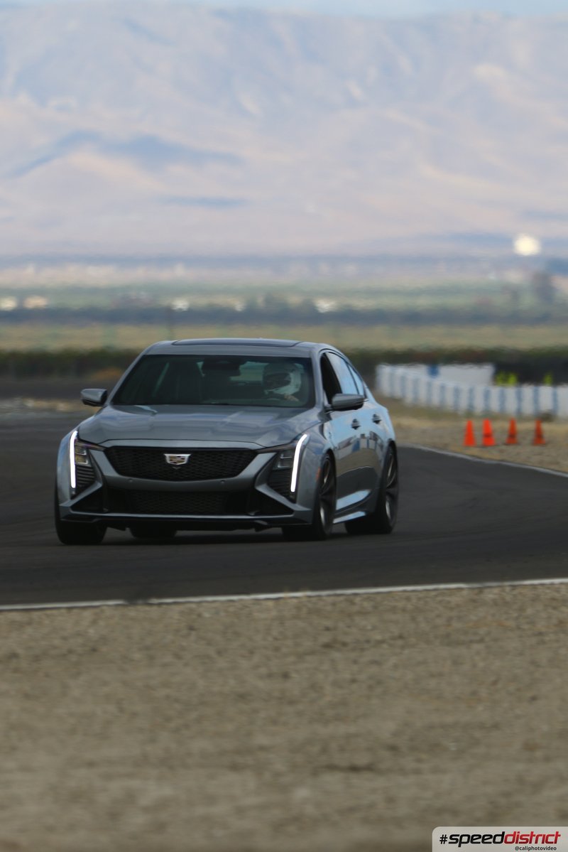 Cadillac CT4-V