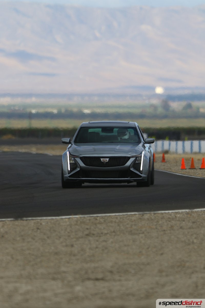 Cadillac CT4-V