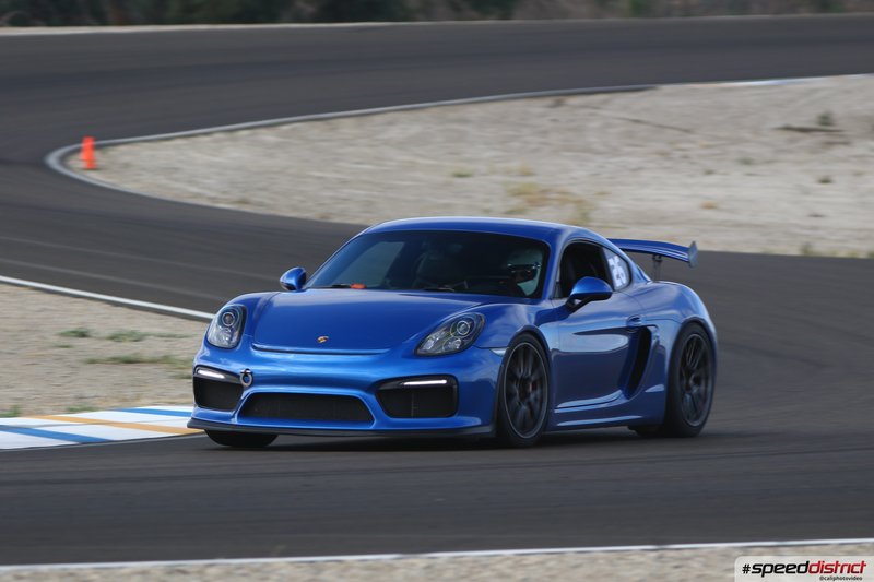 Porsche Cayman GT4
