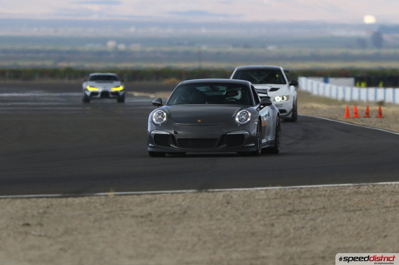 Porsche 911 GT3 RS gray