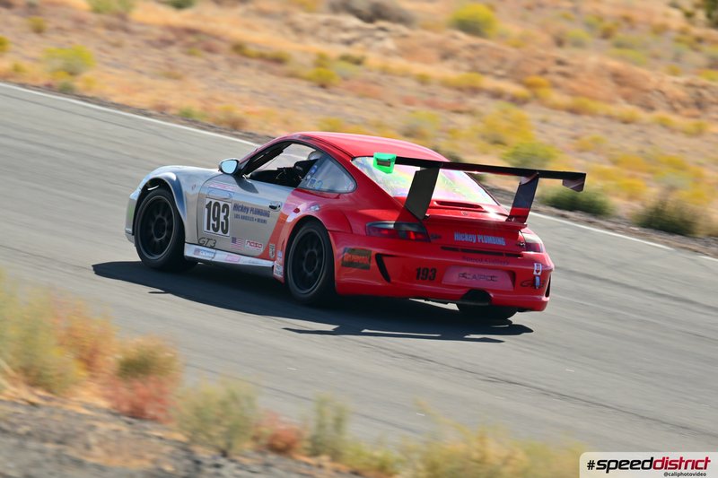 Porsche 911 GT3 Cup red