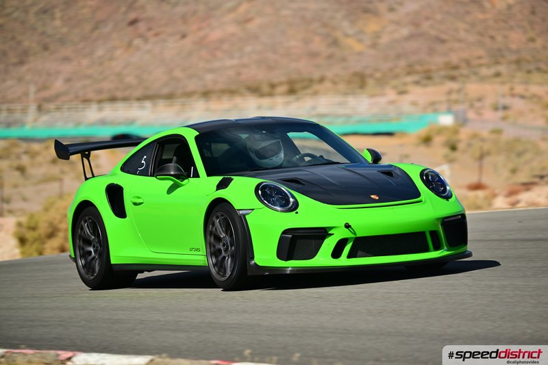 Porsche 911 GT3 RS green