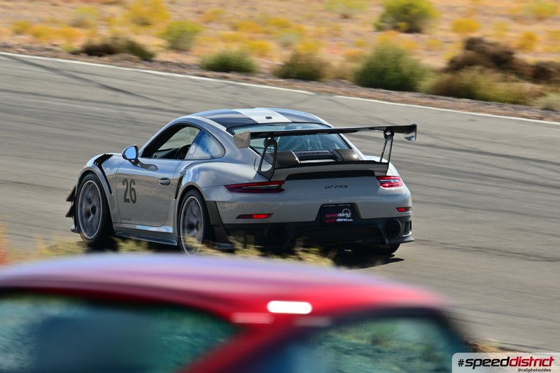 Porsche 911 GT2 RS