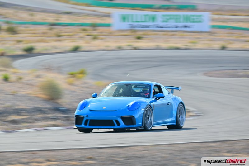 Porsche 911 GT3 RS blue