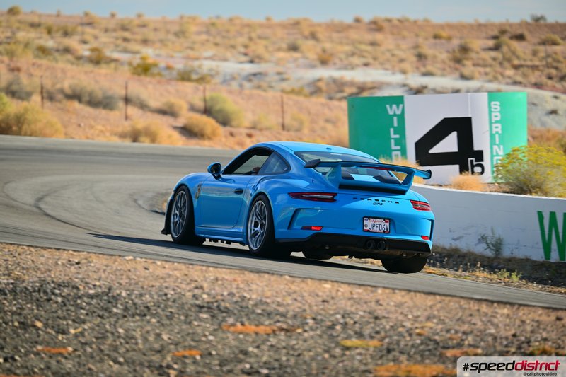 Porsche 911 GT3 RS blue