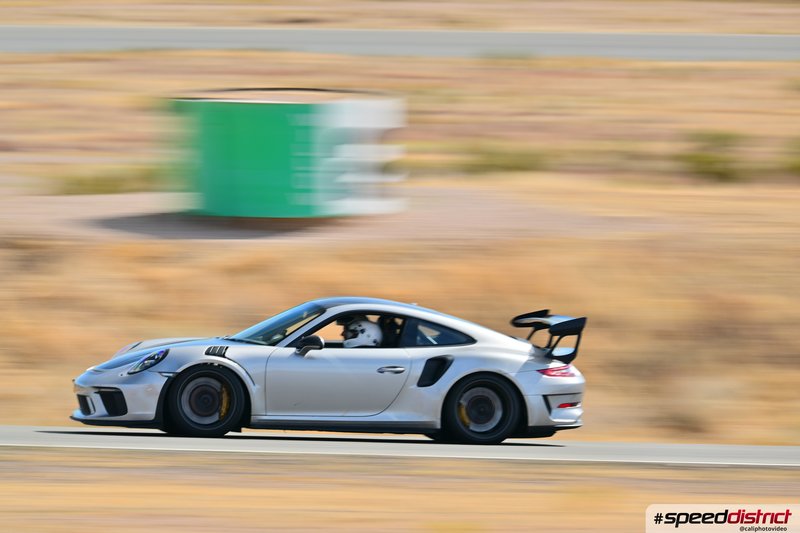 Porsche 911 GT3 RS white