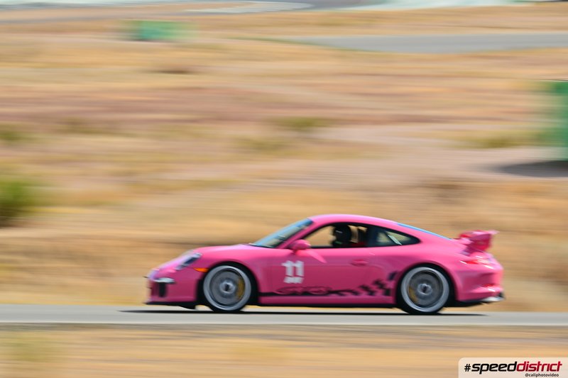 Porsche 911 GT3 RS pink
