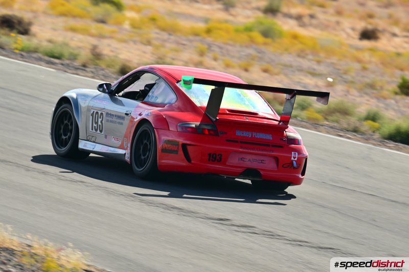 Porsche 911 GT3 Cup red