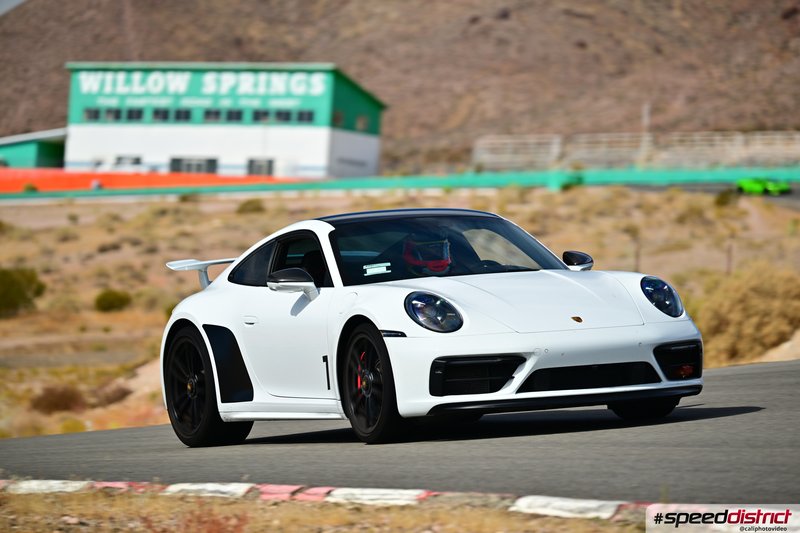 Porsche 911 GT3 RS white