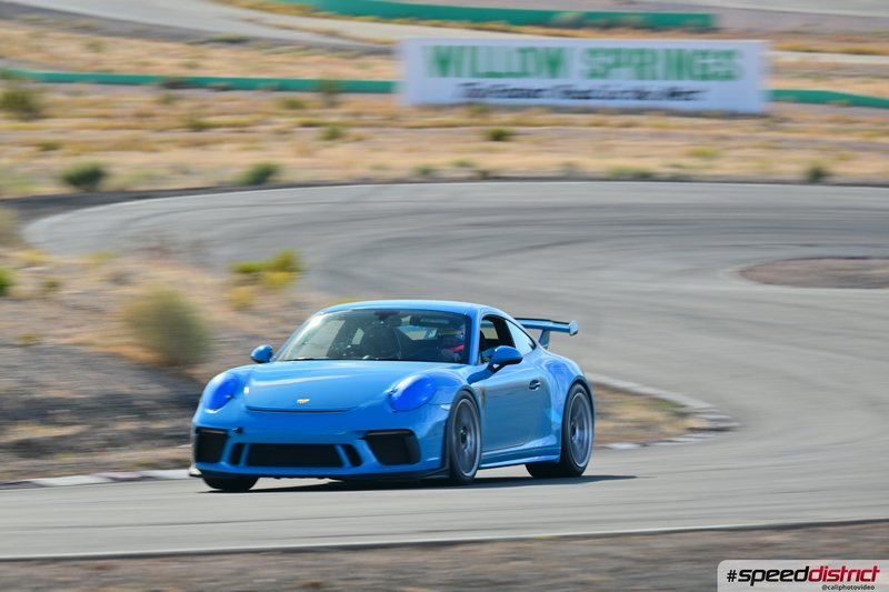 Porsche 911 GT3 RS blue