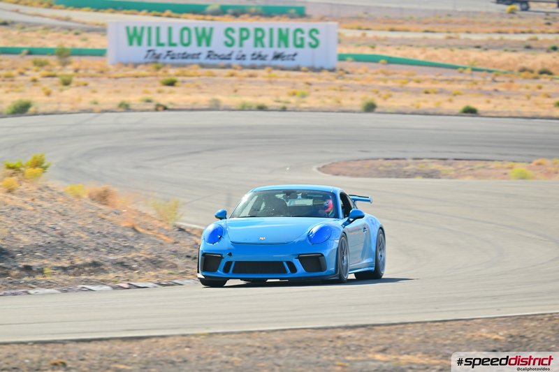Porsche 911 GT3 RS blue