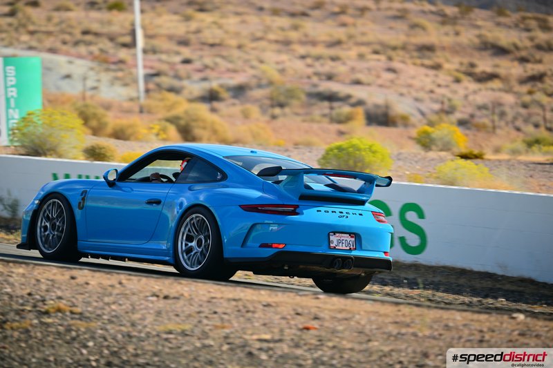 Porsche 911 GT3 RS blue