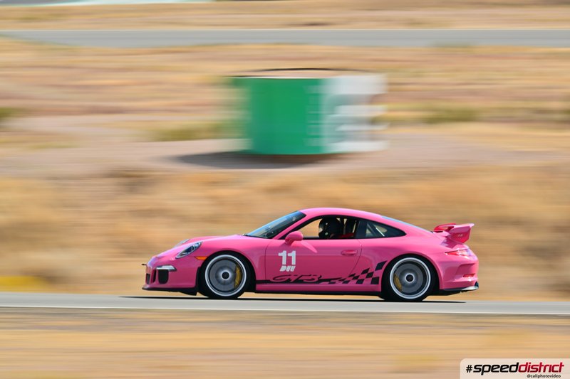 Porsche 911 GT3 RS pink