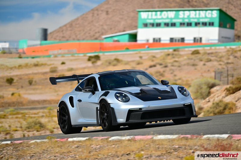 Porsche 911 GT3 RS white
