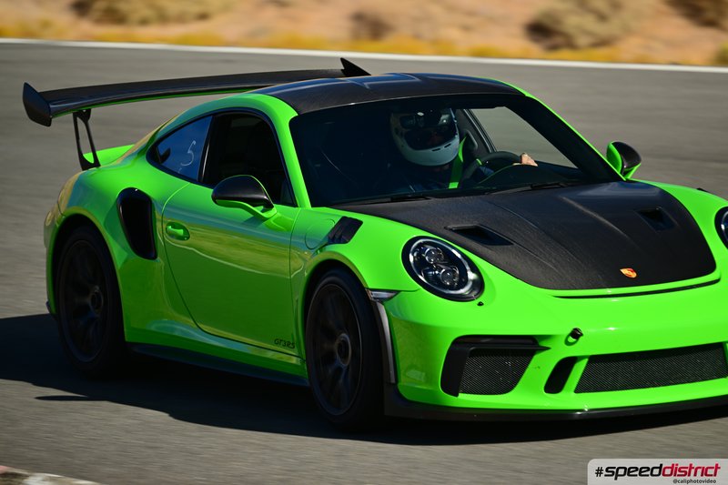 Porsche 911 GT3 RS green