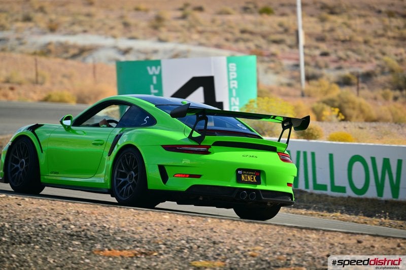 Porsche 911 GT3 RS green