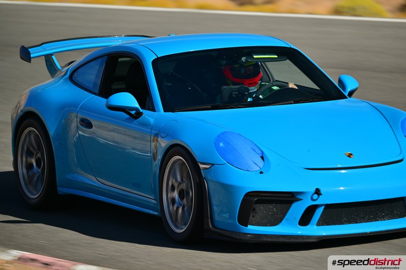 Porsche 911 GT3 RS blue