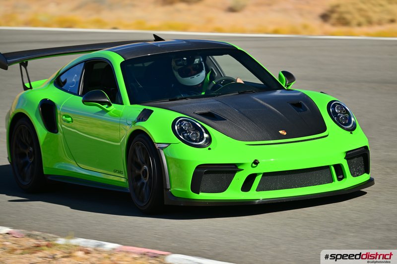 Porsche 911 GT3 RS green