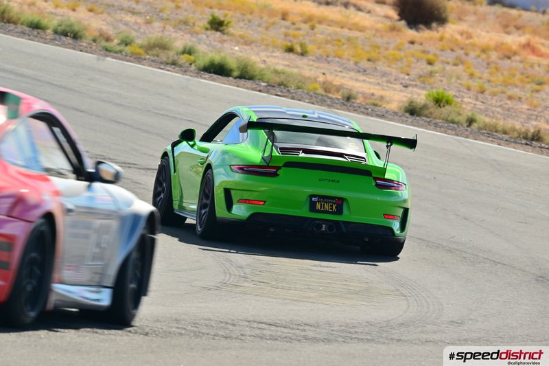 Porsche 911 GT3 RS green