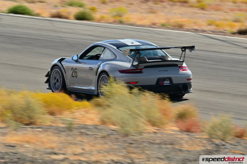 Porsche 911 GT3 RS silver