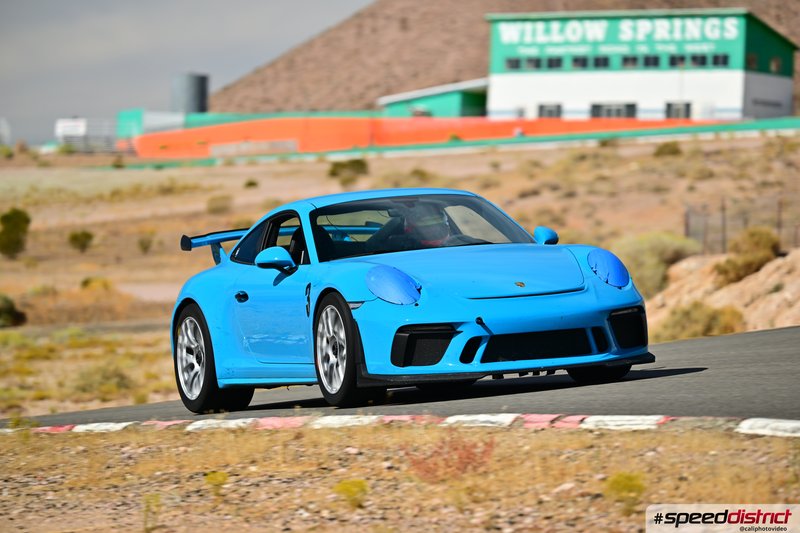 Porsche 911 GT3 RS blue
