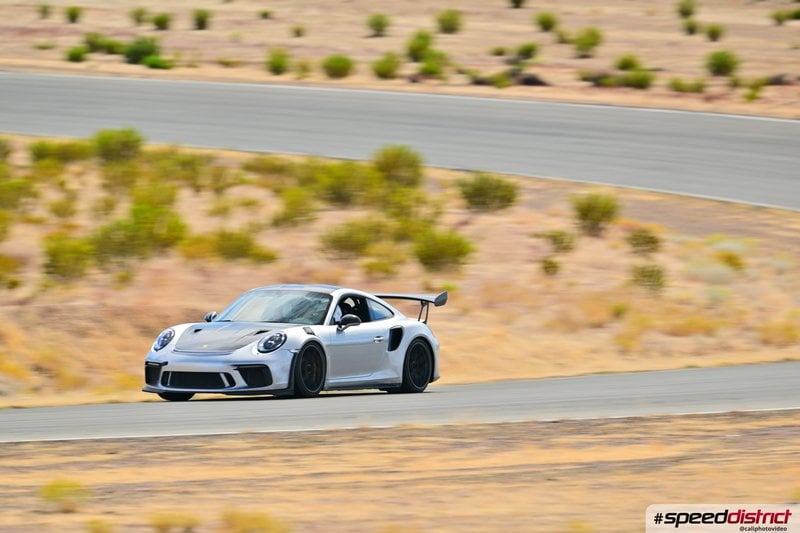 Porsche 911 GT3 RS silver