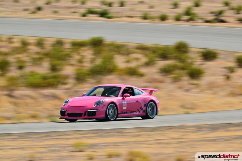 Porsche 911 GT3 RS pink