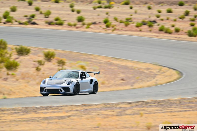 Porsche 911 GT3 RS white