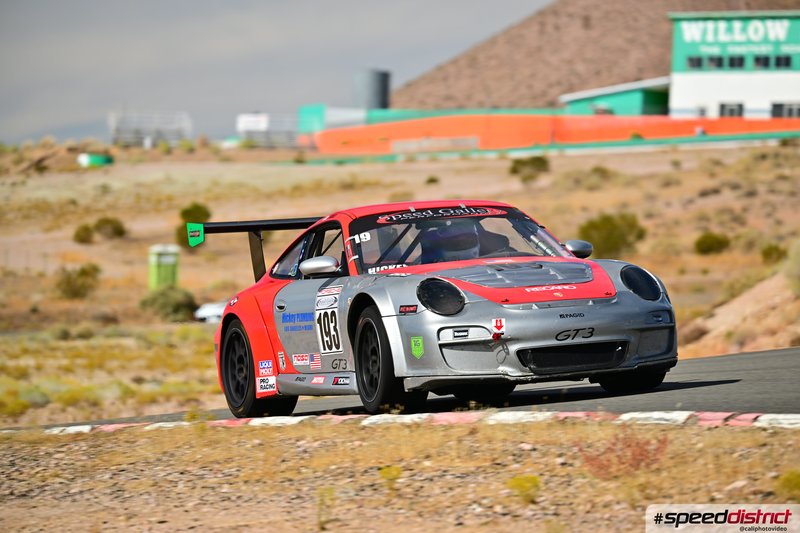 Porsche 911 GT3 Cup silver