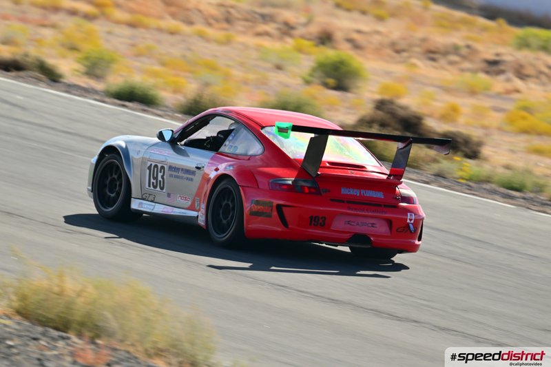 Porsche 911 GT3 Cup red