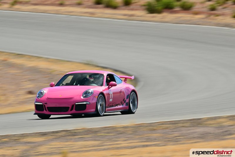 Porsche 911 GT3 RS pink