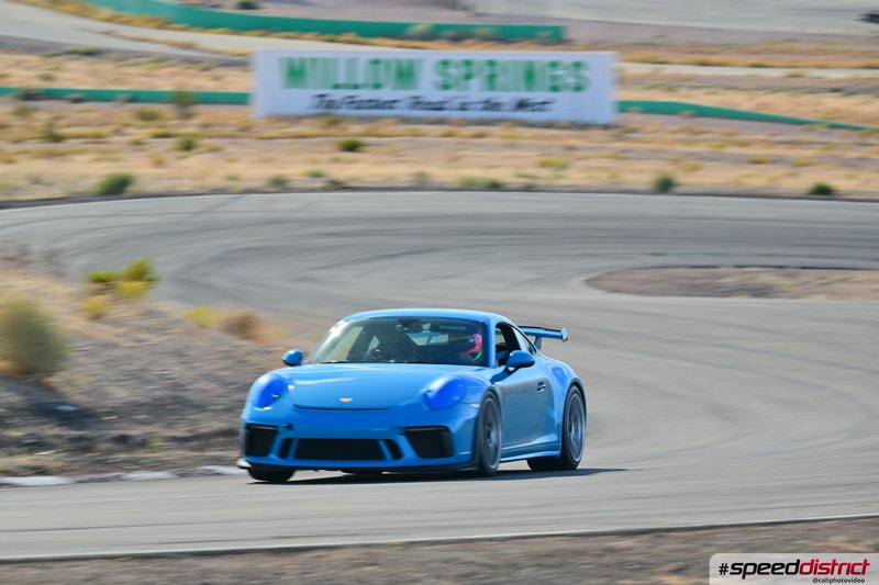 Porsche 911 GT3 RS blue