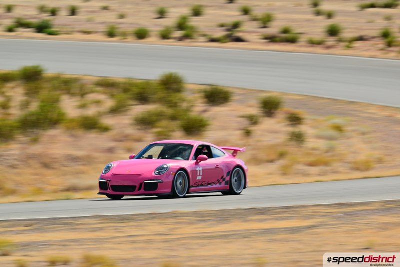 Porsche 911 GT3 RS pink