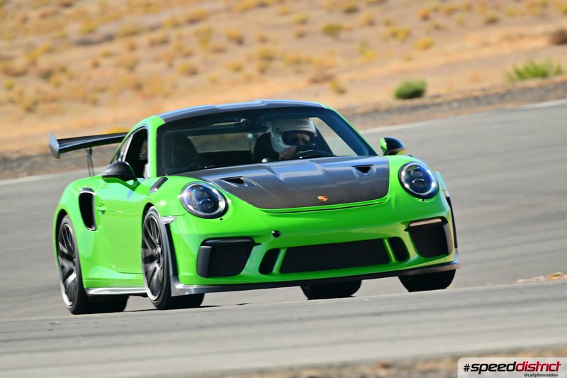Porsche 911 GT3 RS green