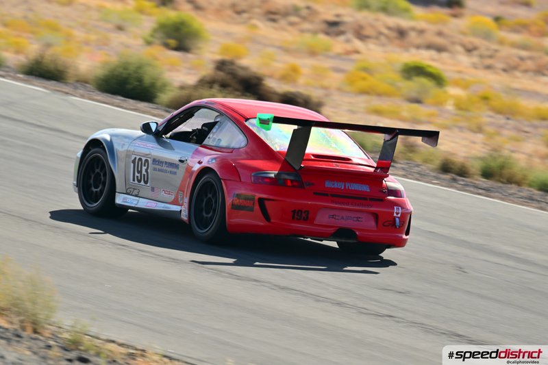Porsche 911 GT3 Cup red