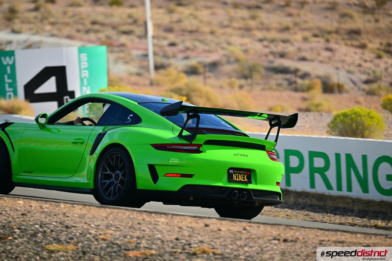 Porsche 911 GT3 RS green