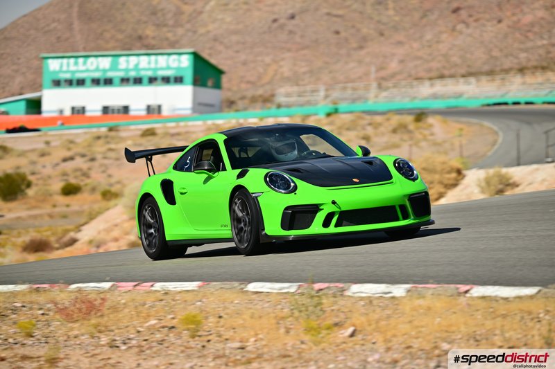 Porsche 911 GT3 RS green