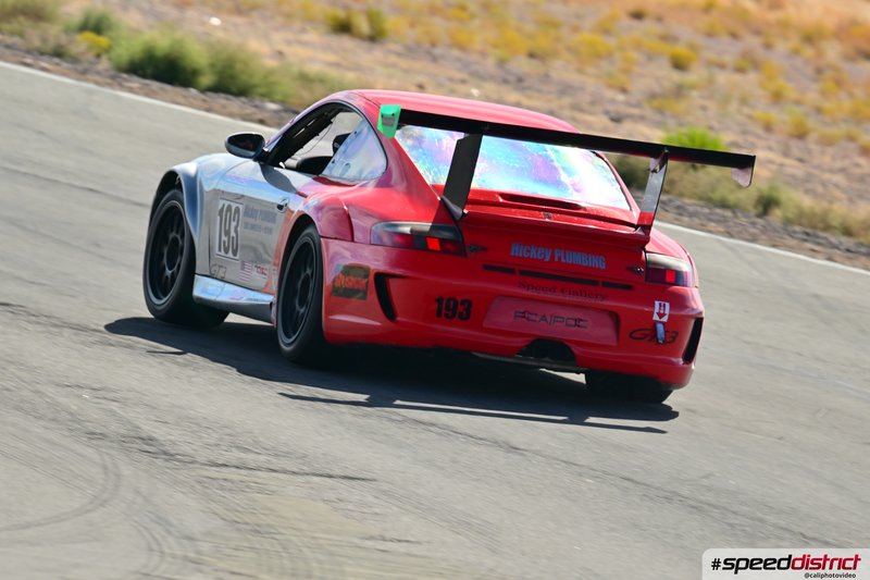 Porsche 911 GT3 Cup red