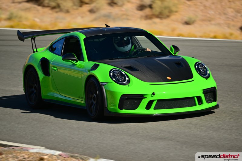 Porsche 911 GT3 RS green