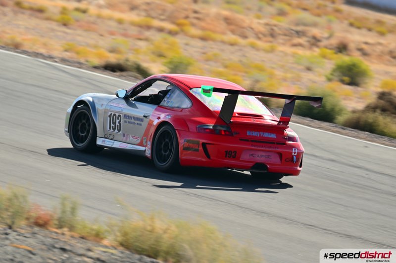 Porsche 911 GT3 Cup red