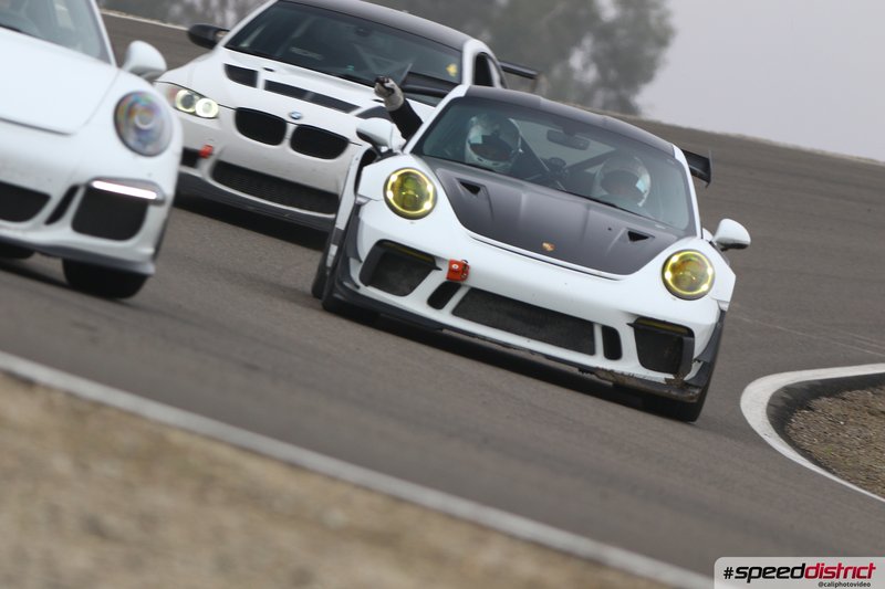 Porsche 911 GT3 RS white