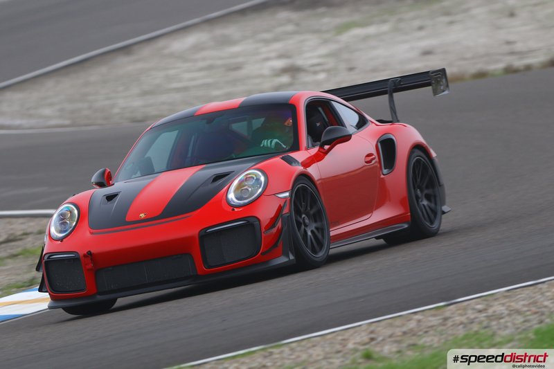 Porsche 911 GT2 RS