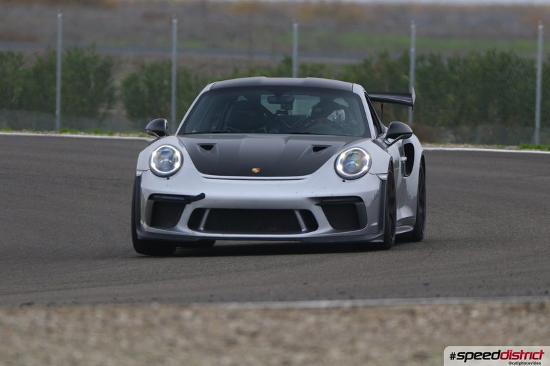 Porsche 911 GT3 RS white