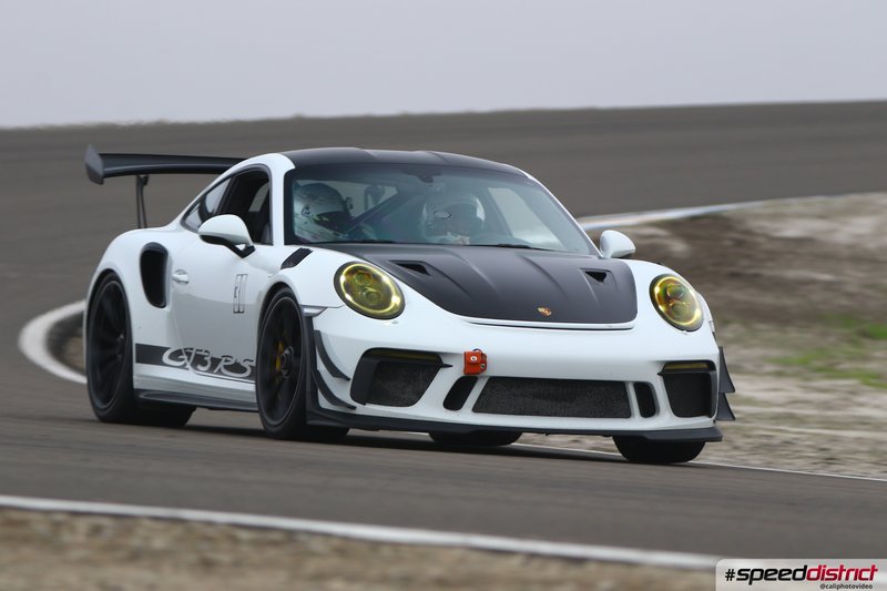 Porsche 911 GT3 RS white
