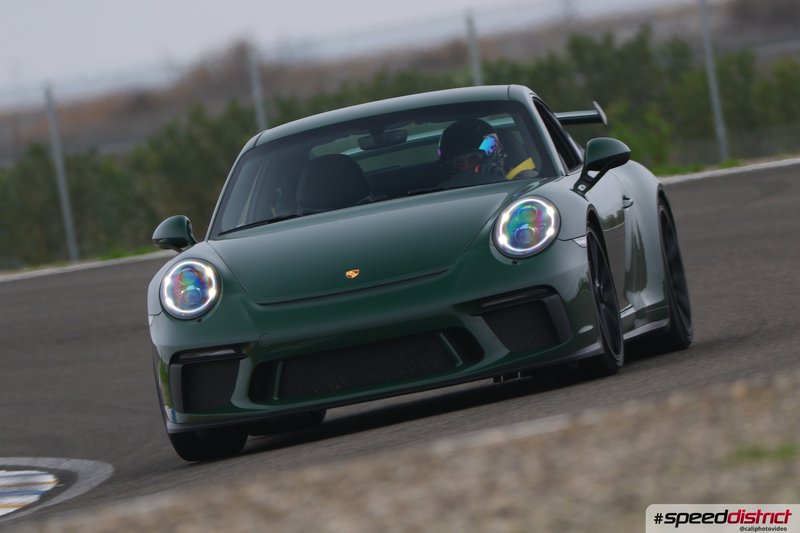 Porsche 911 GT3 RS green