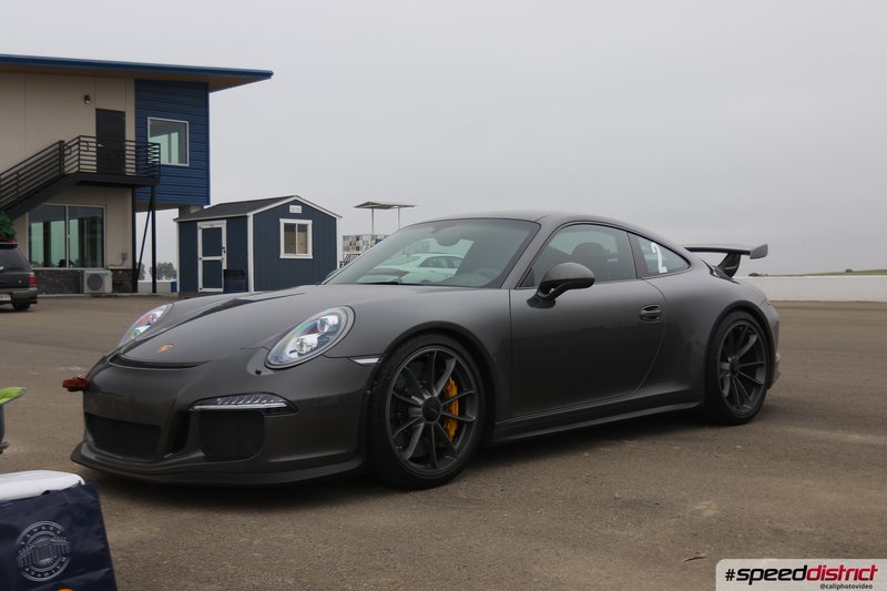 Porsche 911 GT3 RS gray