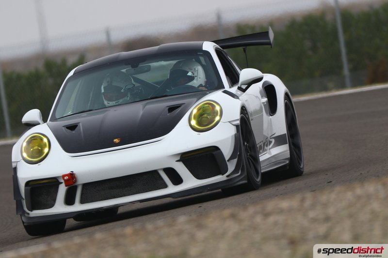 Porsche 911 GT3 RS white