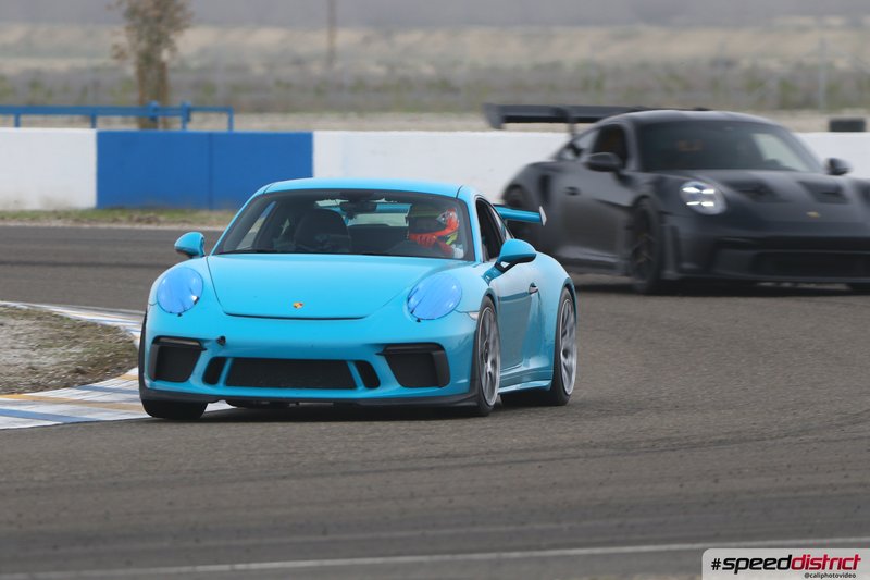 Porsche 911 GT3 RS blue