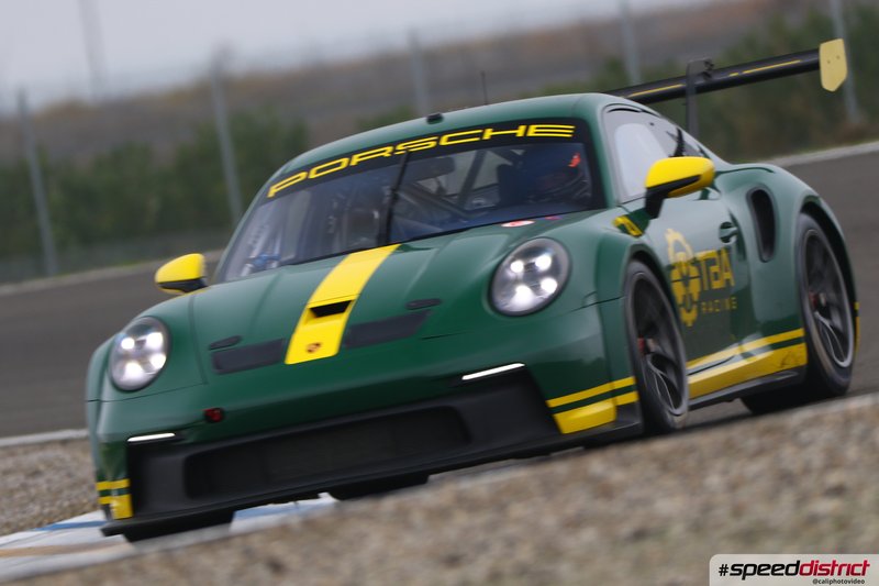 Porsche 911 GT3 RS green