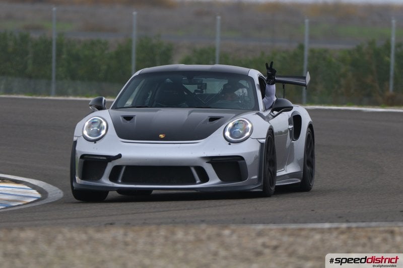 Porsche 911 GT3 RS silver
